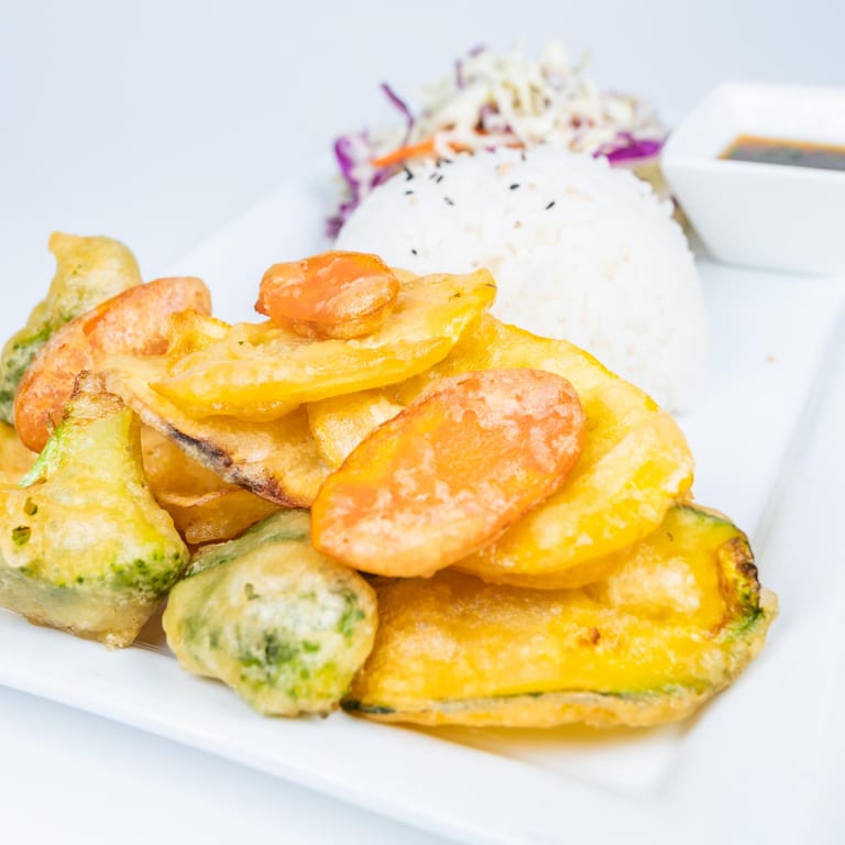 Delicious Tempura Offerings at Our Japanese Buffet